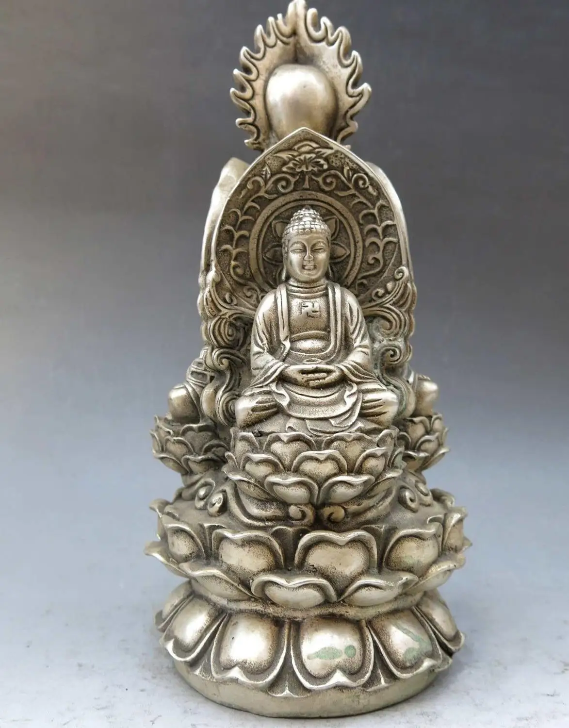 9" China silver fine Kwan-yin sculpture Amitabha three saints of the West Statue
9" China silver fine Kwan-yin sculpture Amitabha three saints of the West Statue