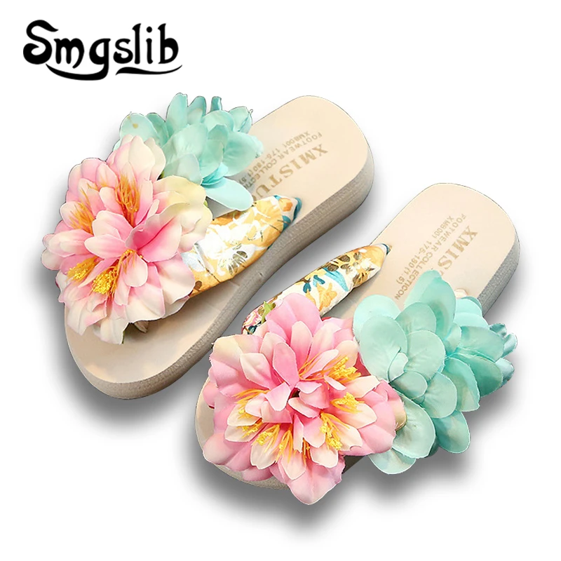 Girls Beach Slippers Women Home Shoes Kids Fashion Casual Flip-flops Sandals 2019 Summer Comfortable Children Floral Slippers
Girls Beach Slippers Women Home Shoes Kids Fashion Casual Flip-flops Sandals 2019 Summer Comfortable Children Floral Slippers