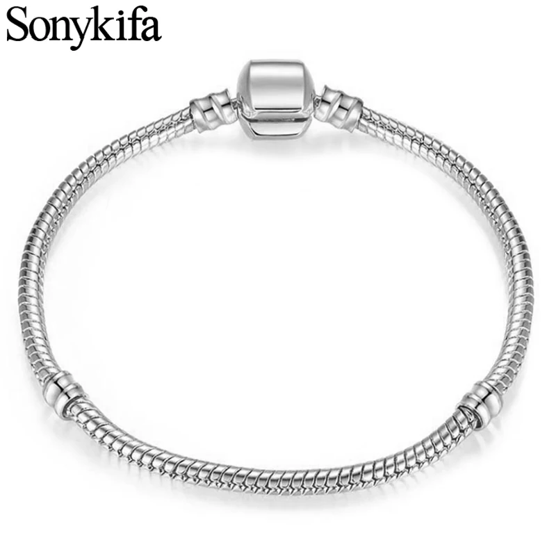 Sonykifa 10 Styles High Quality Charm Bracelets Classic Snake Chain Fit Original Fine Bracelet For Women Fashion Jewelry Gift
Sonykifa 10 Styles High Quality Charm Bracelets Classic Snake Chain Fit Original Fine Bracelet For Women Fashion Jewelry Gift