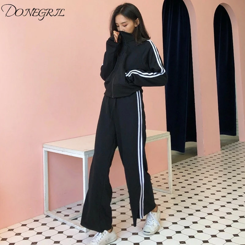 2018 new women's autumn retro retro short cardigan jacket + loose casual elastic waist wide leg pants suit
2018 new women's autumn retro retro short cardigan jacket + loose casual elastic waist wide leg pants suit