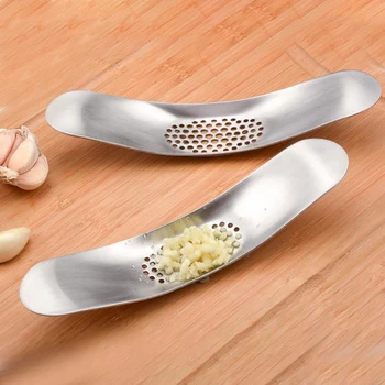 Kitchen Gadgets Stainless Steel Garlic Press Crusher Multi-function Manual Curved Garlic Grater Cooking Tools JCFCJ165
Kitchen Gadgets Stainless Steel Garlic Press Crusher Multi-function Manual Curved Garlic Grater Cooking Tools JCFCJ165
