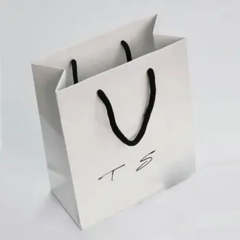 coated paper bag for gift packaging jewellery shopping bag exclusive for gifts bracelet necklace Jewelry packagings
coated paper bag for gift packaging jewellery shopping bag exclusive for gifts bracelet necklace Jewelry packagings