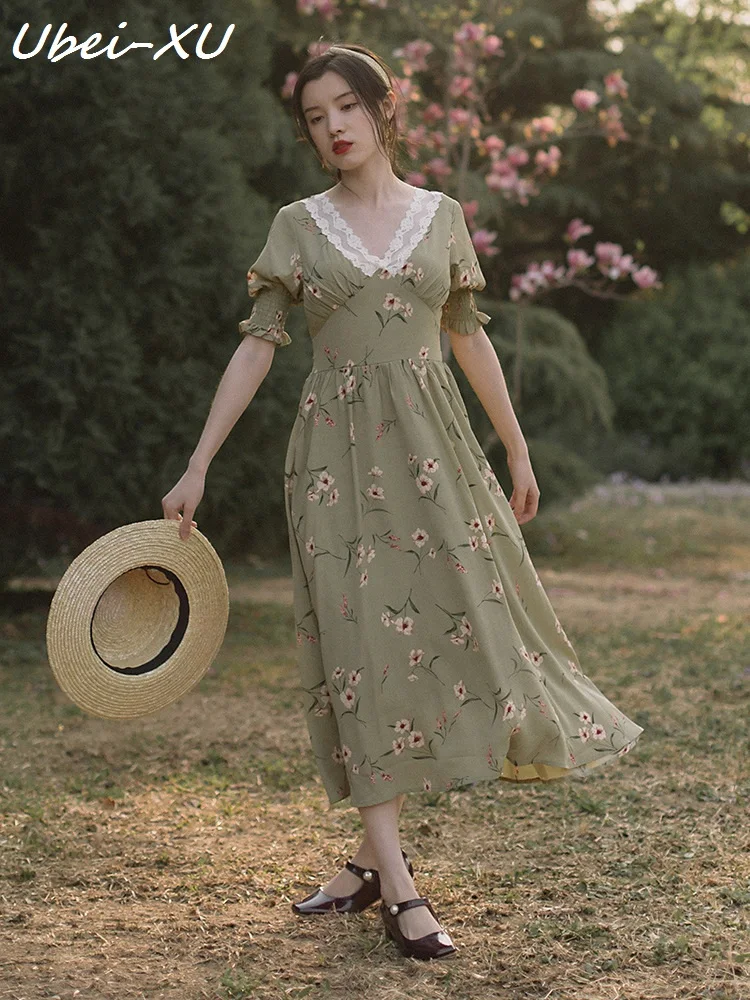 Ubei New Arrival Summer French style girls retro print dress high waist slim show lace V-neck long dress fashion
Ubei New Arrival Summer French style girls retro print dress high waist slim show lace V-neck long dress fashion