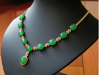 Necklace Gold Inlaid Jade natural jade chain item Fall Green emerald green hot gold chain
Necklace Gold Inlaid Jade natural jade chain item Fall Green emerald green hot gold chain