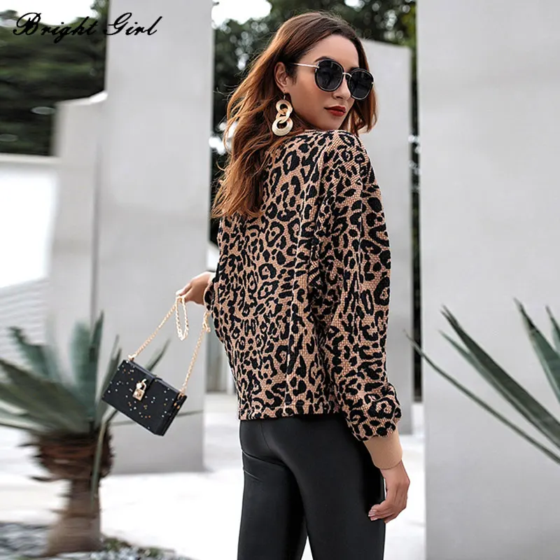 BRIGHT GIRL Coat Women Long Sleeve Outwear for Girls Tops Open Stitch Femme Outwear with 100% Polyester Casual Lady Clothes
BRIGHT GIRL Coat Women Long Sleeve Outwear for Girls Tops Open Stitch Femme Outwear with 100% Polyester Casual Lady Clothes