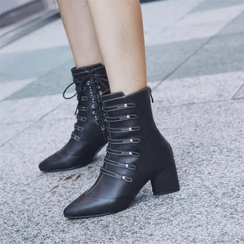 YMECHIC 2018 Chunky Heels Cow Leather Rivet Women Boots Fashion Autumn Winter Motorcycle Boots Shoes Woman Plus Size Hot Sale
YMECHIC 2018 Chunky Heels Cow Leather Rivet Women Boots Fashion Autumn Winter Motorcycle Boots Shoes Woman Plus Size Hot Sale