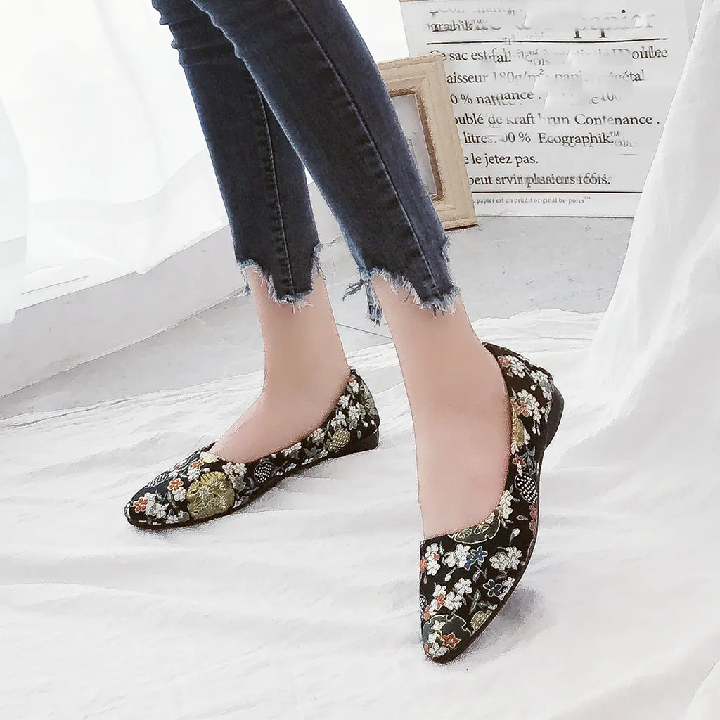 Embroidery 2019 spring pointed toe flat shoes Ladies flat shoes woman warm women loafers flats Single Shoes Sandals ayakabi#G8
Embroidery 2019 spring pointed toe flat shoes Ladies flat shoes woman warm women loafers flats Single Shoes Sandals ayakabi#G8