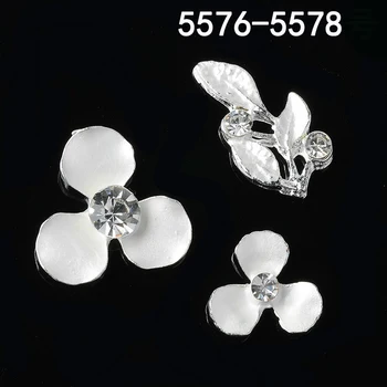 20pcs/lot Alloy fittings leaves branches rhinestones pendentif pour fabrication de bijoux making jewelry faire part mariage
20pcs/lot Alloy fittings leaves branches rhinestones pendentif pour fabrication de bijoux making jewelry faire part mariage