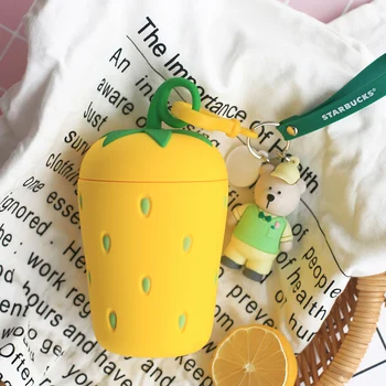 1pc 300ml Strawberry Glass Cute Pendant Bear Female Student Children Water Cup Creative Water Bottle Comfortable Silicone Heat
1pc 300ml Strawberry Glass Cute Pendant Bear Female Student Children Water Cup Creative Water Bottle Comfortable Silicone Heat