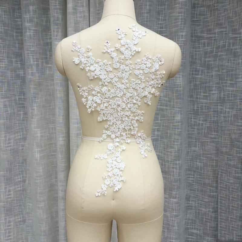 1 Piece Large Long Back Plum Blossom Floral Lace Embroidery Trim Applique Lace Motif Venise Accessories Ivory White Patch
1 Piece Large Long Back Plum Blossom Floral Lace Embroidery Trim Applique Lace Motif Venise Accessories Ivory White Patch