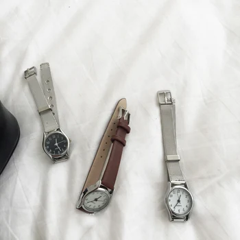 Korean style small dial mesh belt watch fashionable temperament retro quartz watch
Korean style small dial mesh belt watch fashionable temperament retro quartz watch