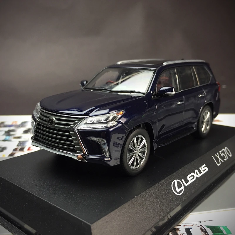 The New Die-cast Metal 1/43 LX570 Off-road Desktop Display Collection Model Toys For Children
The New Die-cast Metal 1/43 LX570 Off-road Desktop Display Collection Model Toys For Children