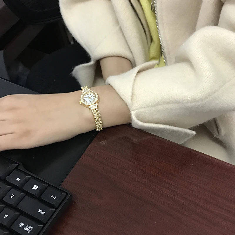 UTB8VHa3b5aMiuJk43PTq6ySmXXaV