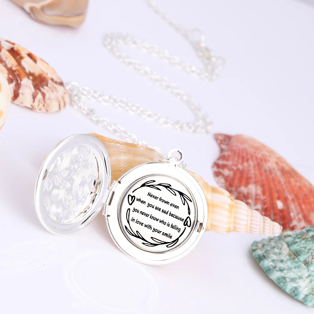 Chic Locket Phase Box Pendant Necklace Sweater Chain Floating Plate Lettering Accessories Motivational Jewelry High Quality Gift
Chic Locket Phase Box Pendant Necklace Sweater Chain Floating Plate Lettering Accessories Motivational Jewelry High Quality Gift