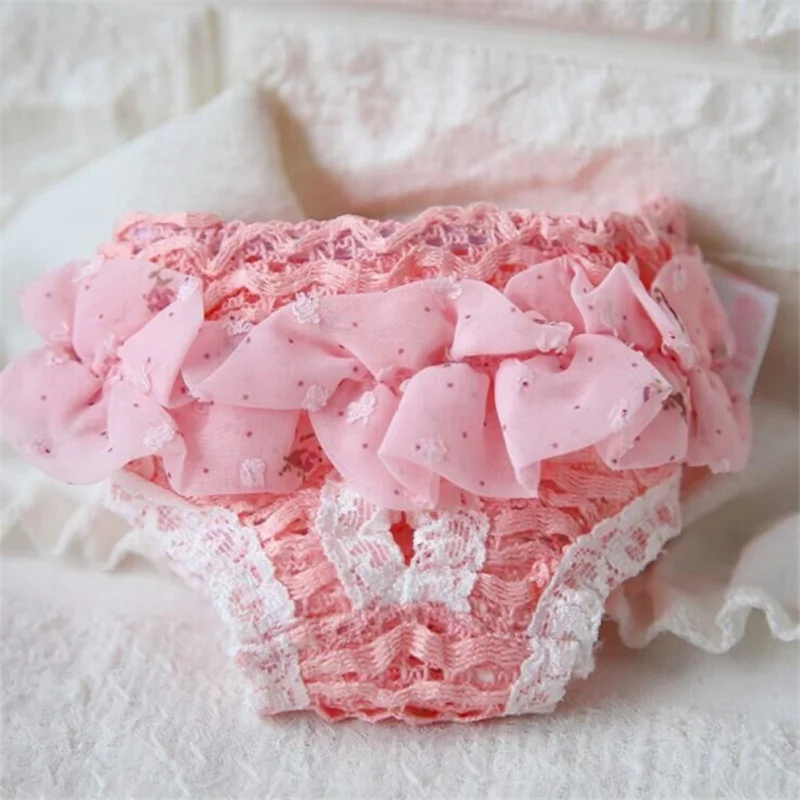 Dot Print Pet Dog Panties Strap Sanitary Dog Underwear Diapers Physiological Pants Puppy Shorts
Dot Print Pet Dog Panties Strap Sanitary Dog Underwear Diapers Physiological Pants Puppy Shorts