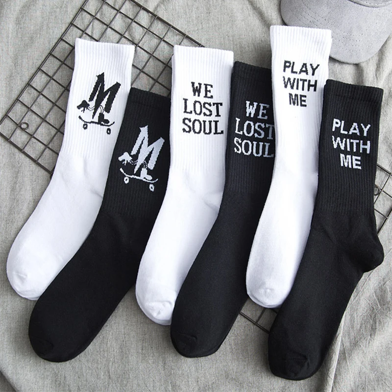 Men casual cotton socks cartoon shark fashion hiphop style New Women socks skateboard sporty korea Animal student funny Solid
Men casual cotton socks cartoon shark fashion hiphop style New Women socks skateboard sporty korea Animal student funny Solid