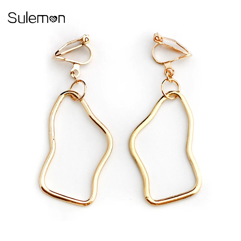 Irregular Geometry Metal Line Earrings No Hole Ear Clip Trendy Minimalist Clip Earring Without Piercing Statement Earrings CE110
Irregular Geometry Metal Line Earrings No Hole Ear Clip Trendy Minimalist Clip Earring Without Piercing Statement Earrings CE110