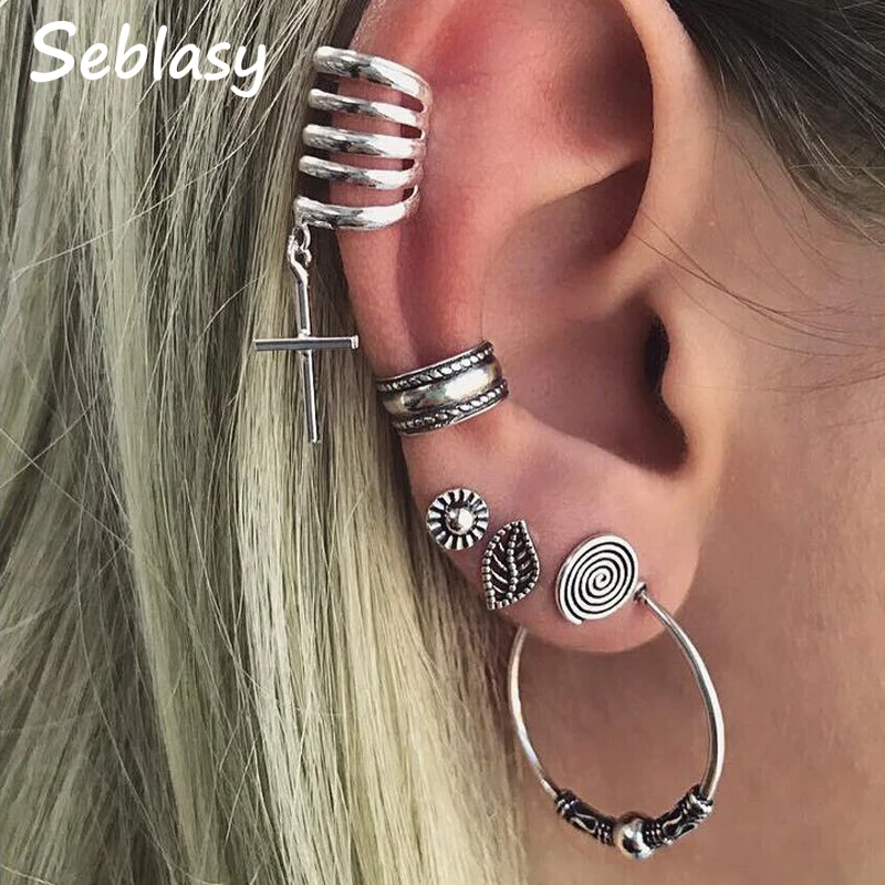 Seblasy Vintage Punk Silver Color Big Hollow Circle Spiral Leaf Flower Cross Clip Earrings for Women New Fashion 7 pcs/Set
Seblasy Vintage Punk Silver Color Big Hollow Circle Spiral Leaf Flower Cross Clip Earrings for Women New Fashion 7 pcs/Set