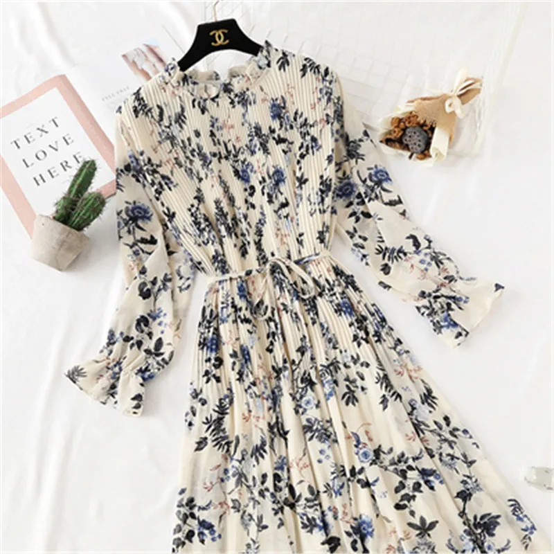 2020 Spring Summer New Hot Women Print Pleated Chiffon Dress Fashion Female Casual Flare Sleeve Lotus leaf neck Basic Dresses86
2020 Spring Summer New Hot Women Print Pleated Chiffon Dress Fashion Female Casual Flare Sleeve Lotus leaf neck Basic Dresses86