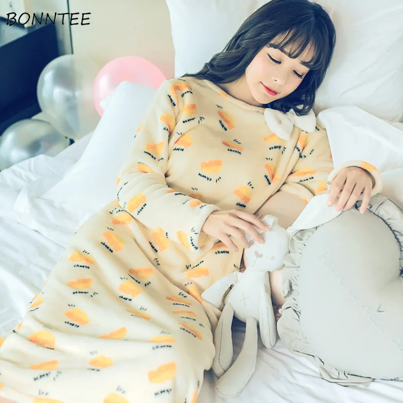 Nightgowns Women Stylish Chic Winter Female Thicken Flannel Womens Long Sleeve Printed O-Neck Warm Soft Bow Lovely Leisure Home
Nightgowns Women Stylish Chic Winter Female Thicken Flannel Womens Long Sleeve Printed O-Neck Warm Soft Bow Lovely Leisure Home