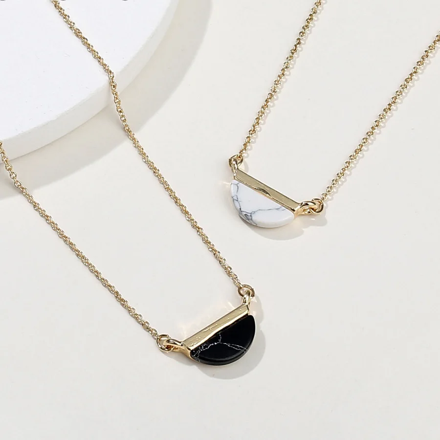 Worn Gold Zinc Alloy Metal Black White Half Round Mini Marble Stone Delicate Pendant Necklace
Worn Gold Zinc Alloy Metal Black White Half Round Mini Marble Stone Delicate Pendant Necklace