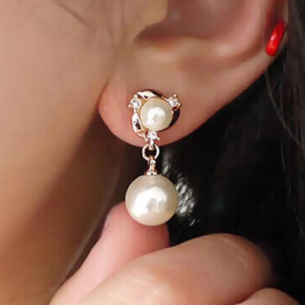 Elegant Shiny Rhinestone Dangle Round Imitation Pearl Stud Earrings modern women's earrings Piercing Ear Studs for Women Gift
Elegant Shiny Rhinestone Dangle Round Imitation Pearl Stud Earrings modern women's earrings Piercing Ear Studs for Women Gift