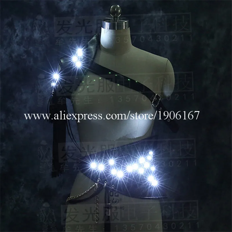 Newest Led Luminous Ballroom Costume Clothes Dancing LED Growing Lighting Suits Clothing Men Event Party Supplies
Newest Led Luminous Ballroom Costume Clothes Dancing LED Growing Lighting Suits Clothing Men Event Party Supplies
