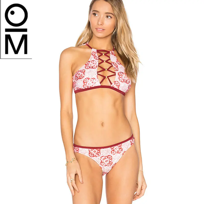 2018 New Design Retro Bikini Set Women Simple Model Brazilian Sexy Swimsuit Bandage Bikinis Halter Padded Biquini Swimwear
2018 New Design Retro Bikini Set Women Simple Model Brazilian Sexy Swimsuit Bandage Bikinis Halter Padded Biquini Swimwear