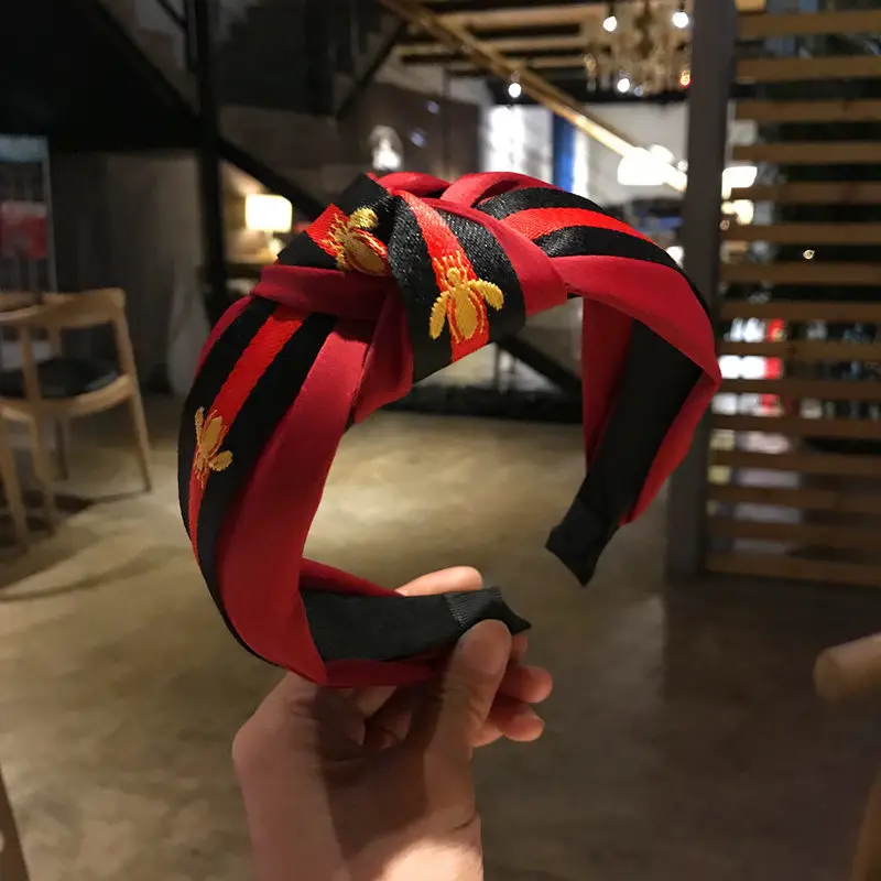 Hairband Headband For Women Fashion Turban Striped Hair Band Bee Pattern Print Hair Accessories
Hairband Headband For Women Fashion Turban Striped Hair Band Bee Pattern Print Hair Accessories