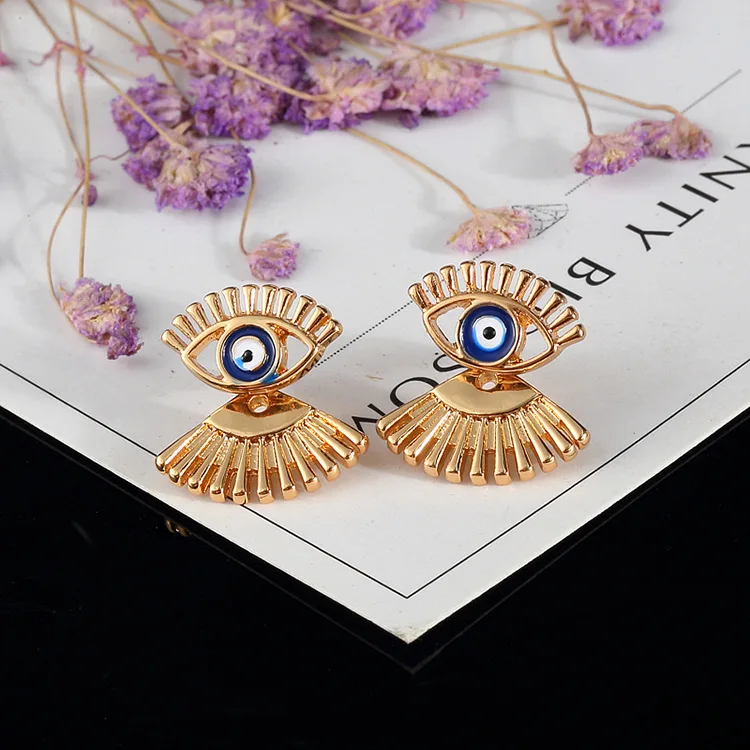 Fashion Ladies Europe and The United States Explosion Models Eyelashes Split Earrings Simple Fashion
Fashion Ladies Europe and The United States Explosion Models Eyelashes Split Earrings Simple Fashion