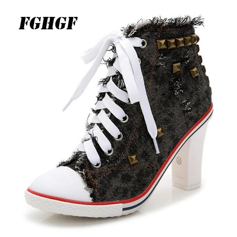 Package mail Designer shoes Hot style cowboy loafers Canvas fashionable stud shoes Simple and elegant personality women's shoes
Package mail Designer shoes Hot style cowboy loafers Canvas fashionable stud shoes Simple and elegant personality women's shoes