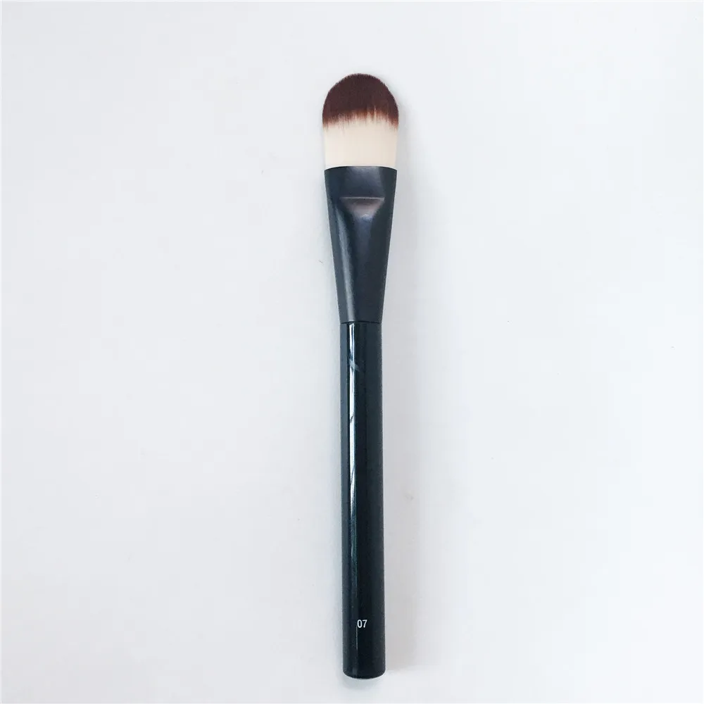 NYXPRO-SERIES Pro Brush 07 Flat Foundation Brush - Tapered Soft Dense Hair Evenly for Liquid Cream Formulas Beauty Makeup brush
NYXPRO-SERIES Pro Brush 07 Flat Foundation Brush - Tapered Soft Dense Hair Evenly for Liquid Cream Formulas Beauty Makeup brush