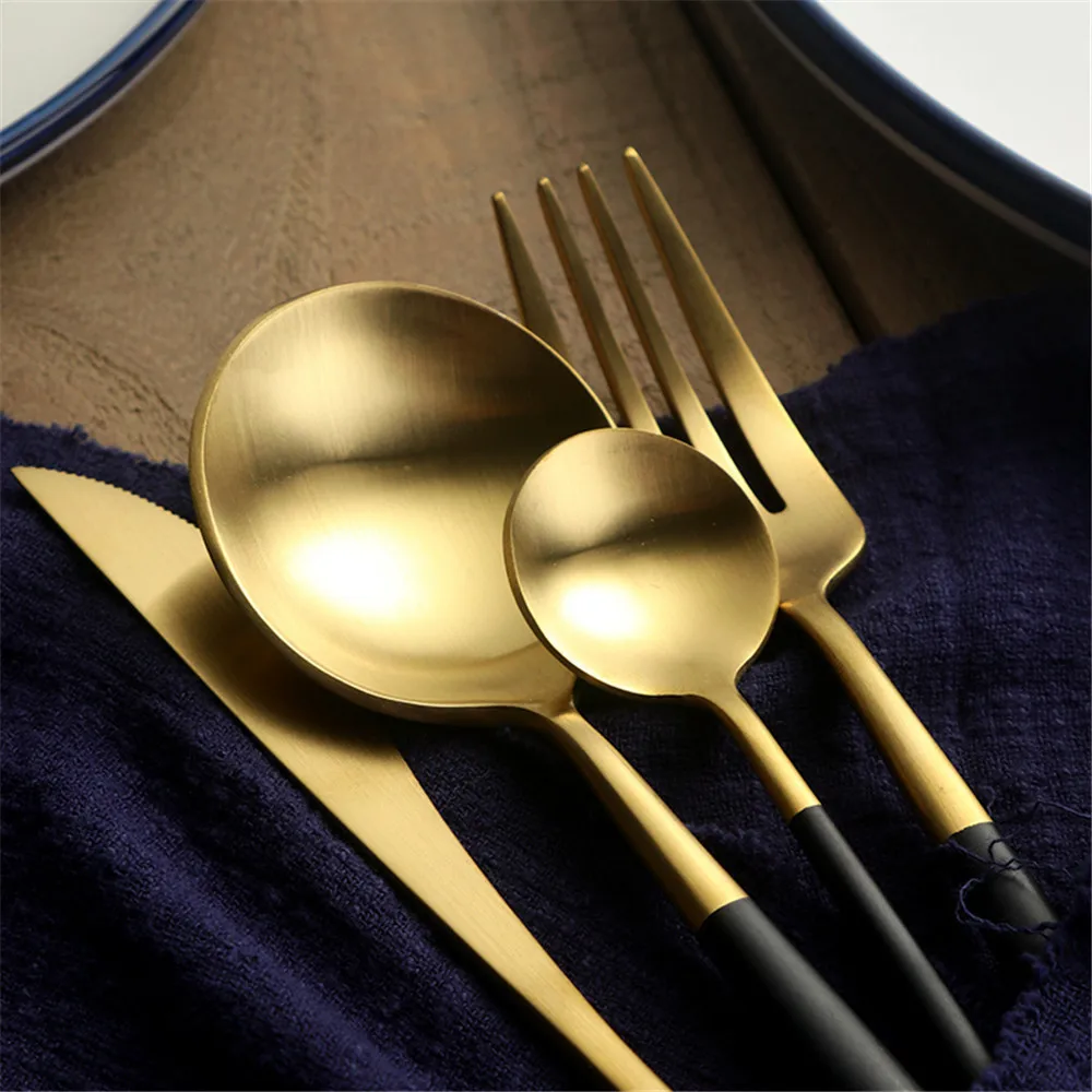 24pcs-Western-Luxury-Black-Gold-Cutlery-Set-18-10-Stainless-Steel-Frost-Dinner-Knives-Forks-Restaurant(5)