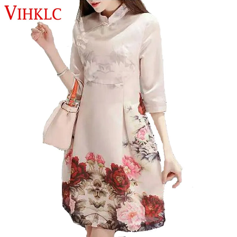Chinese New Year Women Dress 2017 Fashion Retro Floral Print Pattern Dress High Quality Chinese Style Women Dress FC153
Chinese New Year Women Dress 2017 Fashion Retro Floral Print Pattern Dress High Quality Chinese Style Women Dress FC153