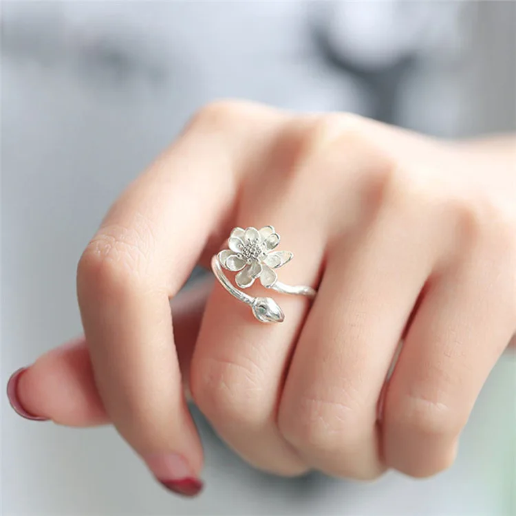 S925 Sterling Silver Multi-style Korea Lotus Manual Ring Opening Fresh and Simple Flower Element Handmade Lady
S925 Sterling Silver Multi-style Korea Lotus Manual Ring Opening Fresh and Simple Flower Element Handmade Lady