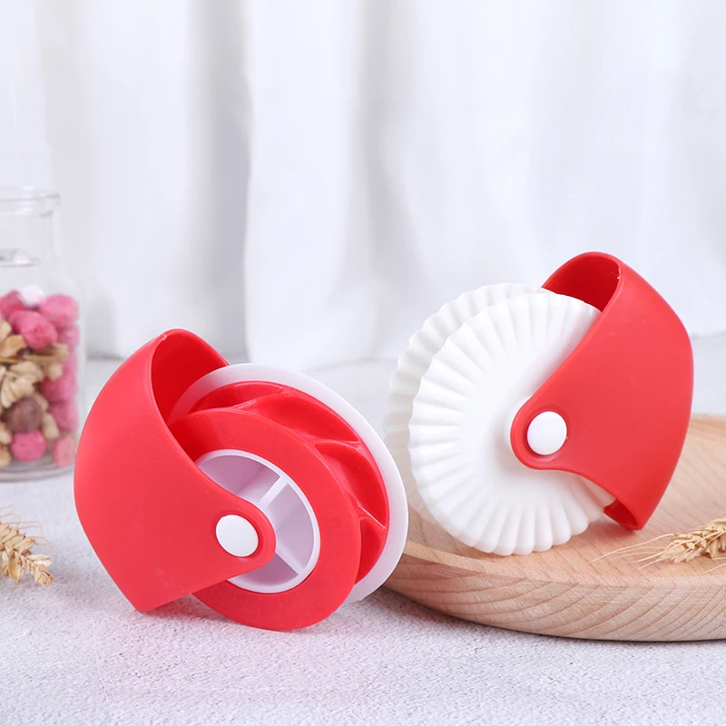Kitchen Noodle Cutting Wheel Manual Noodle Cutter Wheel Households Bakeware Kitchen Pizza Tool Accessory
Kitchen Noodle Cutting Wheel Manual Noodle Cutter Wheel Households Bakeware Kitchen Pizza Tool Accessory