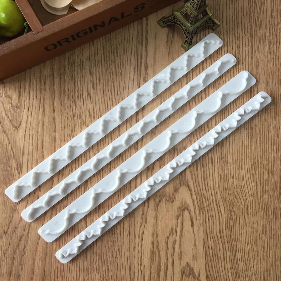 4Pcs/1Set Plastic Cake Fondant Straight Cutting Mold Cutter Sugarcraft Frill Edge Embosser Mould Baking Tools
4Pcs/1Set Plastic Cake Fondant Straight Cutting Mold Cutter Sugarcraft Frill Edge Embosser Mould Baking Tools