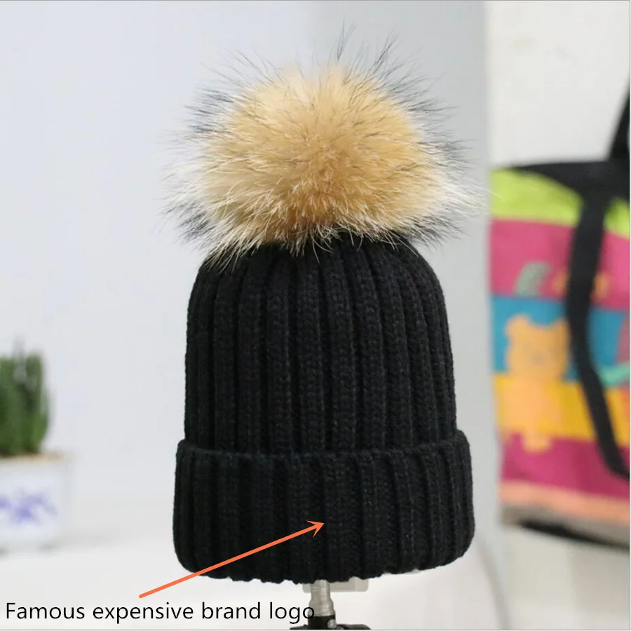 2019 autumn and winter new parent-child cap 100% raccoon fur ball Knitted woman warm hat hedging cap
2019 autumn and winter new parent-child cap 100% raccoon fur ball Knitted woman warm hat hedging cap