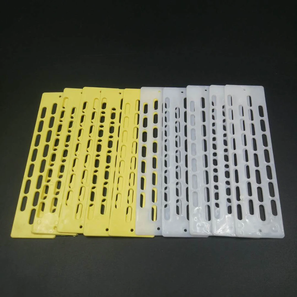 60pcs Rearing Anti Escape Run Fly Away Bees Queen Plastic Spacer Ward Beehive Blocker Barrier Sheet Nest Door Gate Tools
60pcs Rearing Anti Escape Run Fly Away Bees Queen Plastic Spacer Ward Beehive Blocker Barrier Sheet Nest Door Gate Tools