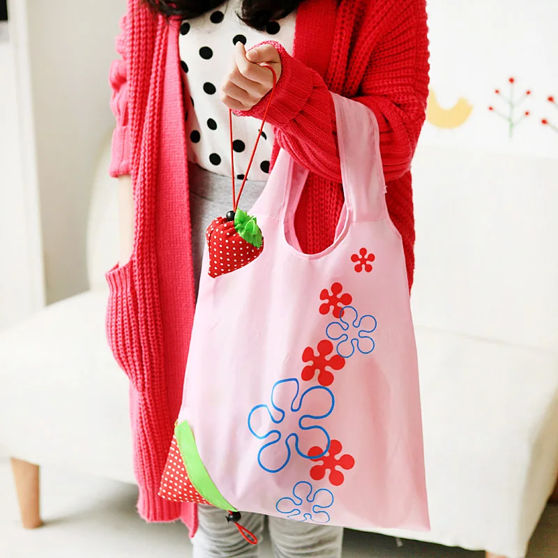 Large Capacity Strawberry Storage Reusable Shopping Bag Grocery Bags Tote environmental Folding Pouch Handbags Convenient Bags
Large Capacity Strawberry Storage Reusable Shopping Bag Grocery Bags Tote environmental Folding Pouch Handbags Convenient Bags