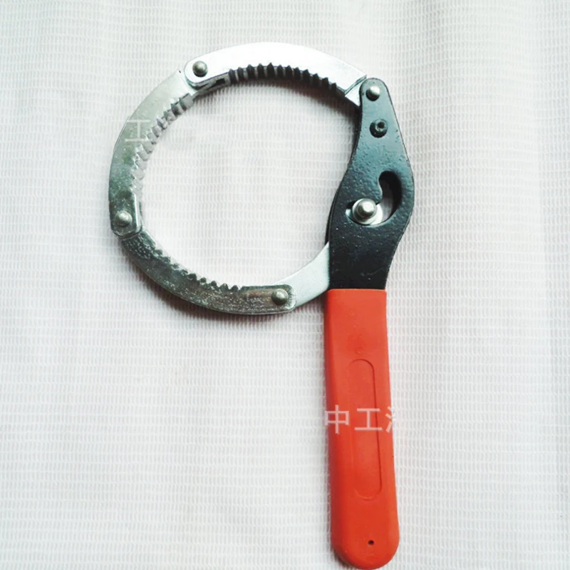 New Carbon Steel Oil Filter Wrench Car Oil Filters Remover Spanner Automobile Repair Tool Three Sizes Color Random
New Carbon Steel Oil Filter Wrench Car Oil Filters Remover Spanner Automobile Repair Tool Three Sizes Color Random