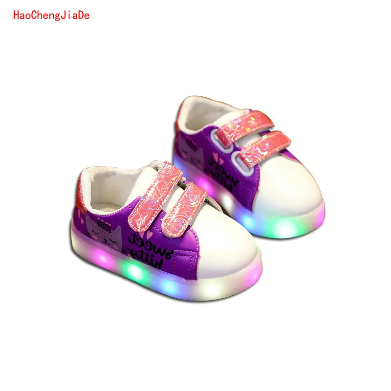 2018 new fashion girls light shoes students breathable led sneake children's glowing white shoes Toddler anti-skid sports shoes
2018 new fashion girls light shoes students breathable led sneake children's glowing white shoes Toddler anti-skid sports shoes