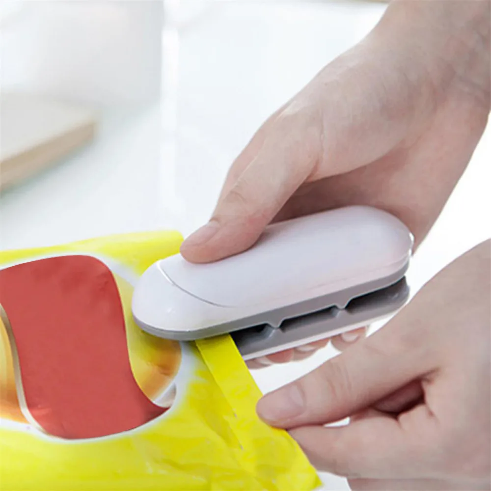 Easy Useful High quality Packaging Portable Sealing Tool Heat Mini Handheld Plastic Bag Impluse sealer machine vacuum packingL*5
Easy Useful High quality Packaging Portable Sealing Tool Heat Mini Handheld Plastic Bag Impluse sealer machine vacuum packingL*5