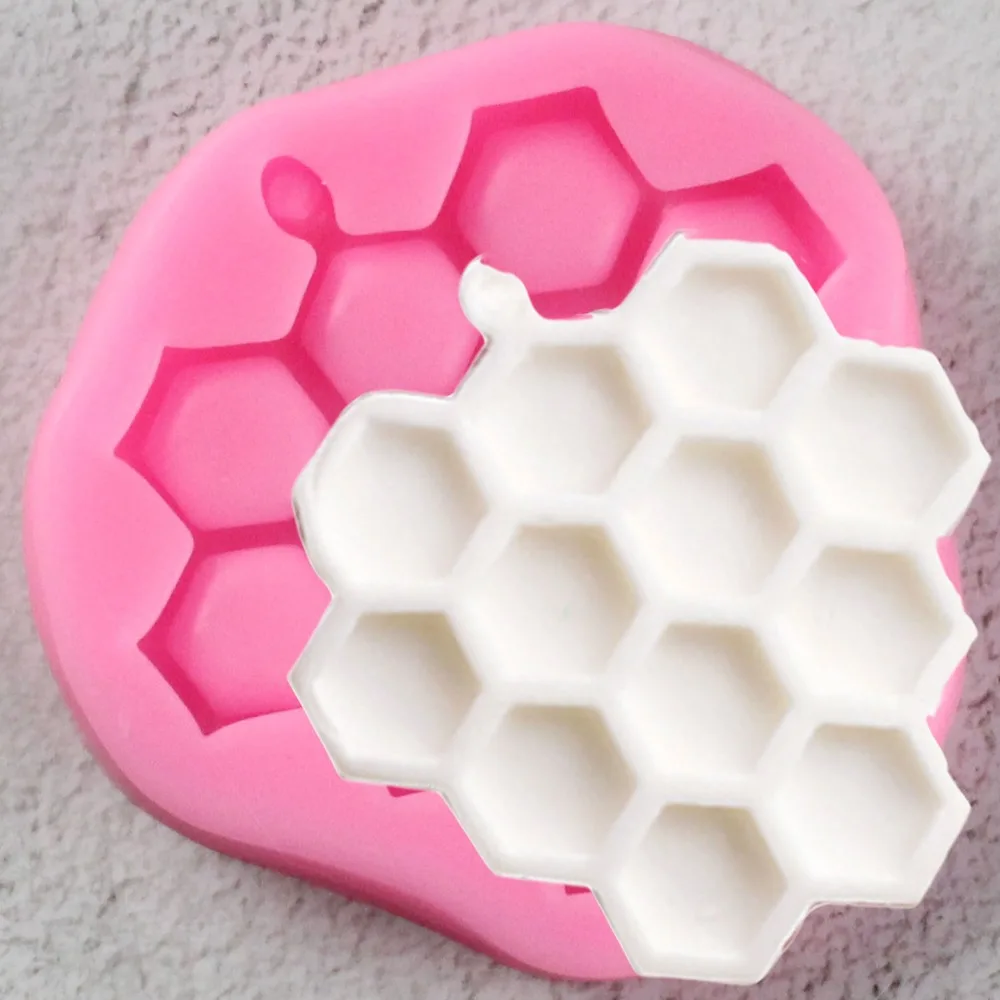 1PCS DIY Honeycomb Cakes Molds Silicone Mold Fondant Cake Chocolate Soap Candy Biscuit Sugar Mold Baking Kitchen Accessories
1PCS DIY Honeycomb Cakes Molds Silicone Mold Fondant Cake Chocolate Soap Candy Biscuit Sugar Mold Baking Kitchen Accessories