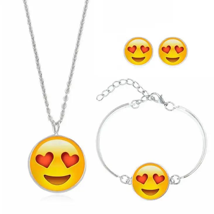 2017 Hot Women Emoji Stud Earrings & Moon Pendant Choker Necklace & Charm Cuff Bracelet Bangle Emoji Jewelry Sets Glass Gift
2017 Hot Women Emoji Stud Earrings & Moon Pendant Choker Necklace & Charm Cuff Bracelet Bangle Emoji Jewelry Sets Glass Gift