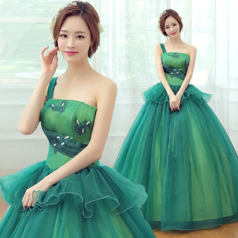 Free ship single shoulder green ruffled medieval dress ball gown siss princess Gown queen Cos Victorian Belle ball
Free ship single shoulder green ruffled medieval dress ball gown siss princess Gown queen Cos Victorian Belle ball