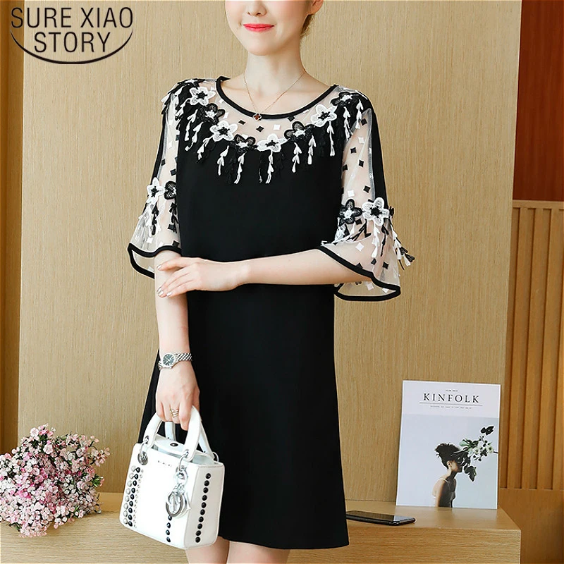Plus Size Women Dress 2019 Straight Patchwork Lace Dress Elegant Half Flare Sleeve Office Lady O-Neck Black Dress 2724 50
Plus Size Women Dress 2019 Straight Patchwork Lace Dress Elegant Half Flare Sleeve Office Lady O-Neck Black Dress 2724 50