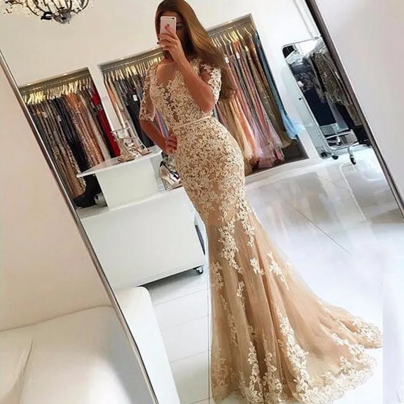 

Champagne Mermaid Prom Dresses Long 2019 Lace Applique Half Sleeves Backless Formal Evening Gowns Sheer Scoop Robe De Soiree