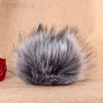 TENENELE For BOYA V02 Mic Muff Windscreen Wind Fur Cover Outdoor Plush Fur Furry Windshield Protect Case For Zoom H4N Microphone
TENENELE For BOYA V02 Mic Muff Windscreen Wind Fur Cover Outdoor Plush Fur Furry Windshield Protect Case For Zoom H4N Microphone