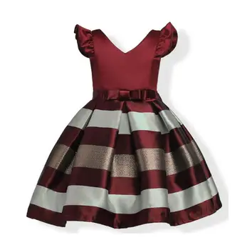 2018 summer new European and American girls dress small flying sleeves in the big children's dress princess dress
2018 summer new European and American girls dress small flying sleeves in the big children's dress princess dress